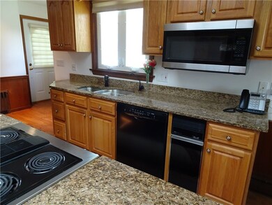 90 Lewis St, Tiverton, RI 02878 - photo 7