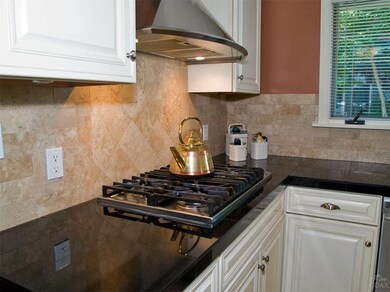 834 NW Riverside Blvd, Bend, OR 97701 - photo 6