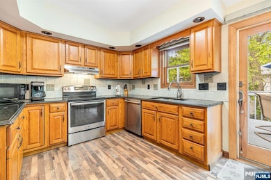 147 Papscoe Rd, Hewitt, NJ 07421 - photo 4