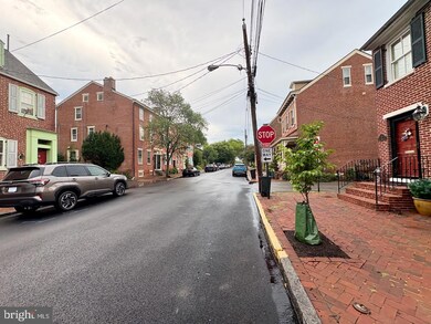 33 W 4th St, New Castle, DE 19720 - photo 7