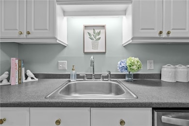 345 Main Rd unit 204, Tiverton, RI 02878 - photo 7