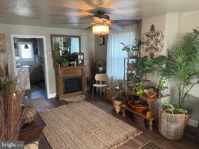 27 Henrietta St, Lewistown, PA 17044 - photo 5