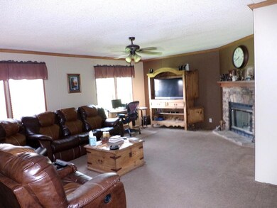 Family Room twd TV