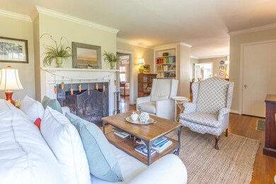 200 Robinhood Trail-44