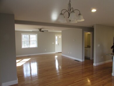 16 Albion Ct, Rockland, MA 02370 - photo 4