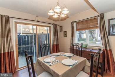 3894 Manzanita Place unit A, Alexandria, VA 22309 - photo 6