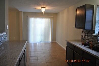 5907 Sattler Park Dr, Houston, TX 77086 - photo 5