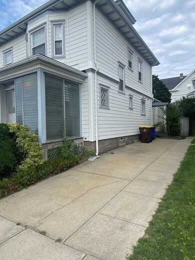 823 Hanover St, Fall River, MA 02720 - photo 2