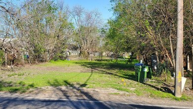 405 N Texas Dr, Celina, TX 75009 - photo 3