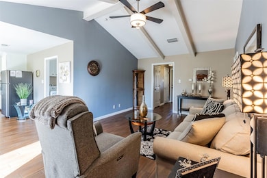 916 Springdale Rd, Bedford, TX 76021 - photo 5