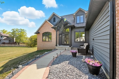 5818 Chase Creek Ct, Fort Wayne, IN 46804 - photo 3