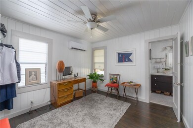 Bedroom/Den/Office... Your Choice!