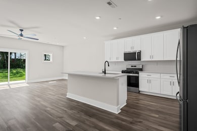 4005 Norman Dr, Spring Hill, TN 37174 - photo 4