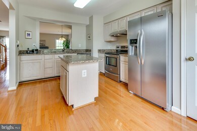 6303 Hampton Place, Elkridge, MD 21075 - photo 2