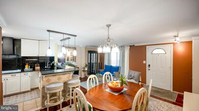 9423 Gentle Cir, Montgomery Village, MD 20886 - photo 4