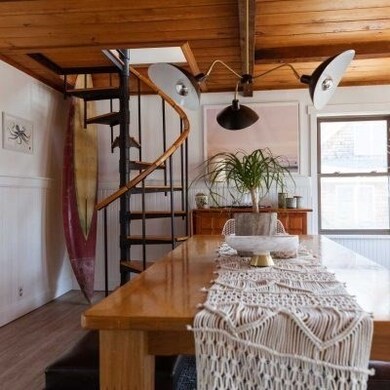 6 4th St unit WINTER, Newbury, MA 01951 - photo 2