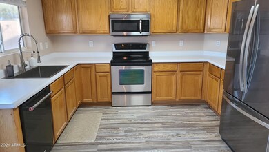 32bd5373dd1f4b1987a2a3a2f3cd4628