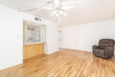 0007-7 - Clair 10301