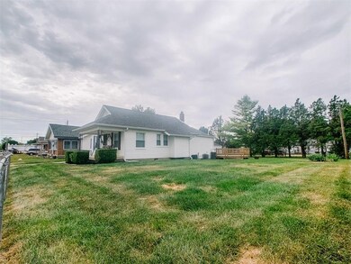 66 N 3rd Ave, Beech Grove, IN 46107 - photo 4