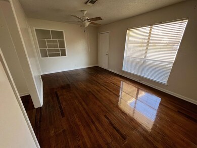 1906 Mercedes Rd, Denton, TX 76205 - photo 7