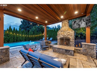 17312 Bergis Farm Dr, Lake Oswego, OR 97034 - photo 4