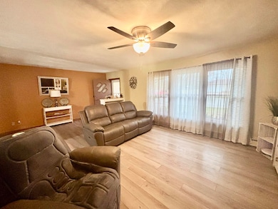 2606 Lund Ave, Rockford, IL 61109 - photo 4