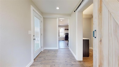 516 S 8th Ave, Winterset, IA 50273 - photo 5