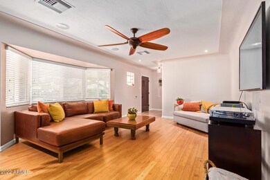 1280 E Edgemont Ave, Phoenix, AZ 85006 - photo 6