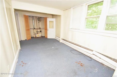 1117 Dreher Ave, Stroudsburg, PA 18360 - photo 5