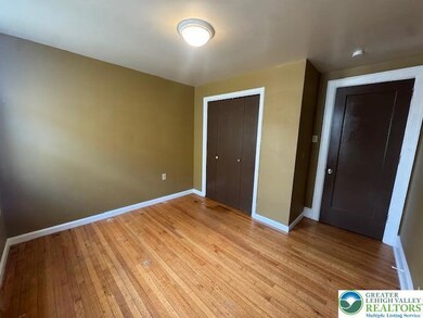 210 N 6th St unit C5, Allentown, PA 18102 - photo 4