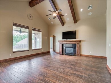 19412 Crest Ridge Dr, Edmond, OK 73012 - photo 5