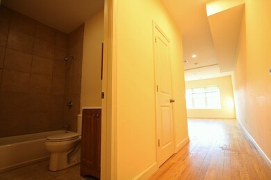 140 Union St unit 408, Lynn, MA 01901 - photo 2