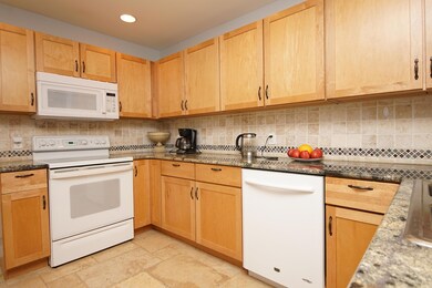 712SandpiperKitchen1