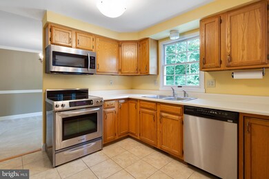 21 Christina Woods Ct, Newark, DE 19702 - photo 7