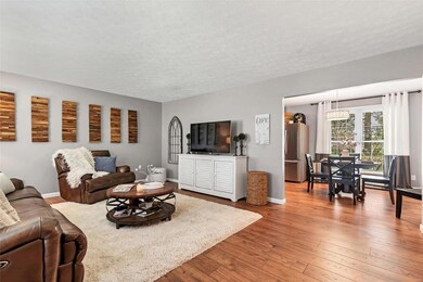 511 E Perry St, Maryville, IL 62062 - photo 7