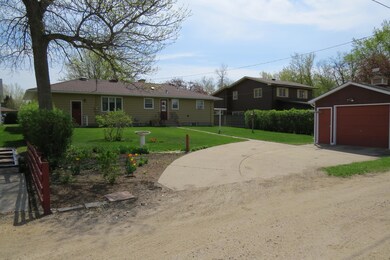 1407 5th Ave NE, Jamestown, ND 58401 - photo 6