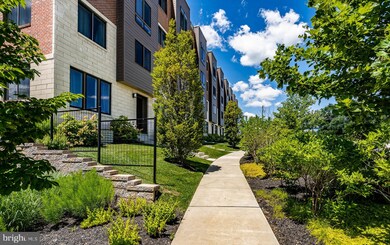 816 Lakeview Ct, King of Prussia, PA 19406 - photo 2