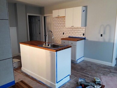 8 Mount Vernon St, Biddeford, ME 04005 - photo 2