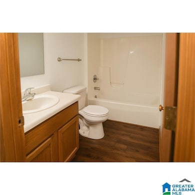 611 Center Way S, Birmingham, AL 35205 - photo 4