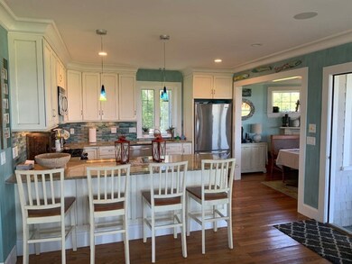 4 Creek St unit 4, Mattapoisett, MA 02739 - photo 2