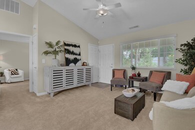 6-web-or-mls-144-pioneer-cir