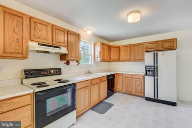 3008 Nova Dr, Manchester, MD 21102 - photo 3