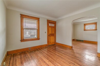 19413 Kewanee Ave, Cleveland, OH 44119 - photo 4