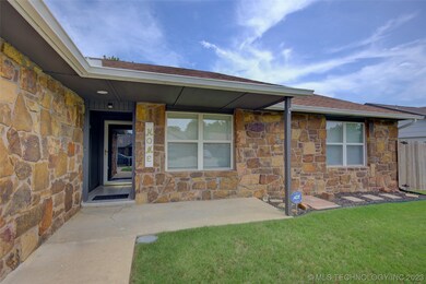 1301 S 34th St, Broken Arrow, OK 74014 - photo 2
