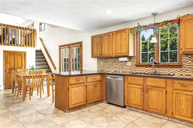 35 Cedar Bay Dr, Warwick, RI 02888 - photo 7