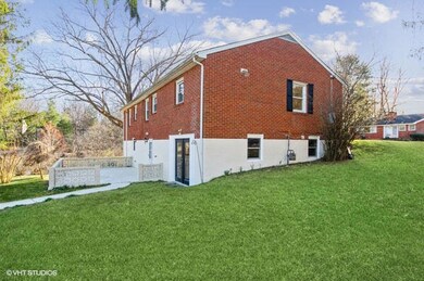 103 Burnley Drive rear