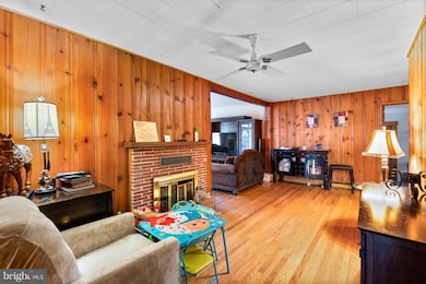 302 Royale Dr, Curtis Bay, MD 21226 - photo 7