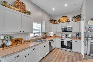 456 Bayou Village Dr, Tarpon Springs, FL 34689 - photo 5