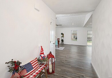 Large Entry Foyer!