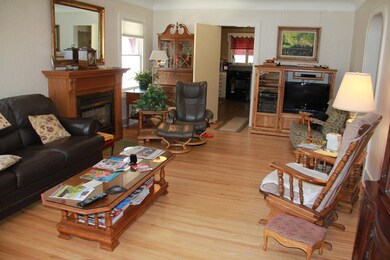 Living Room (1)